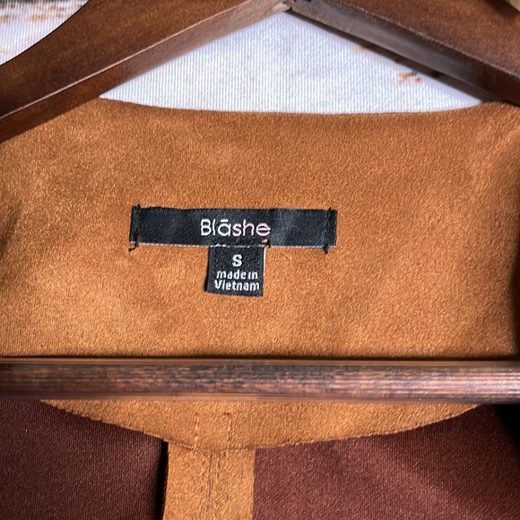 Women's Blashe Size Small Lightweight Faux Suede Leather Open Cardigan NWT - Picture 2 of 4